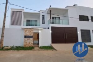 Vente d'une spacieuse villa duplex 08 pièces à Angré GESTOCI