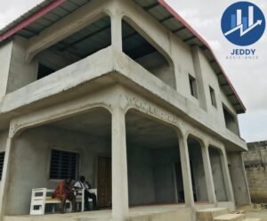 Vente d'une belle villa duplex 12 pièces en finition à Angré CHU