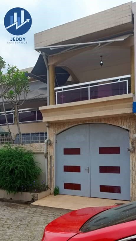Vente d'une belle villa duplex 7 pièces avec ACD à Angré soleil 3