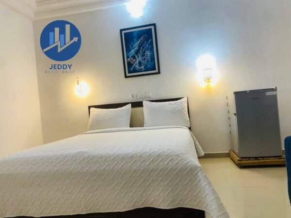 Offre exceptionnelle: Vente d'un bel hôtel à BONOUA avec piscine