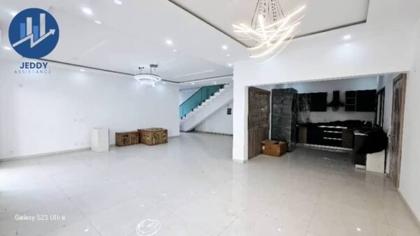 Vente de 4 magnifiques villas duplex 6 pièces avec ACD à ABATTA