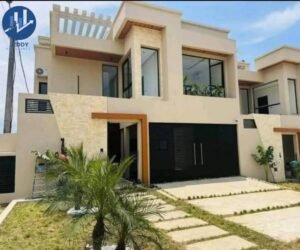 Vente d'une villa duplex 8 pièces à la Riviera Abatta Résidentielle