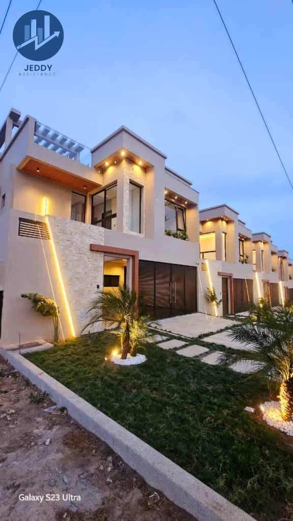 Vente d'un triplex 8 pièces haut de gamme à la Riviera Abatta