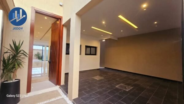 Vente d'un triplex 8 pièces haut de gamme à la Riviera Abatta