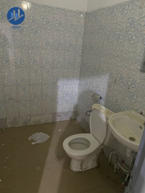 Location d'un bel appartement 3 pièces à Angré phcie du marché