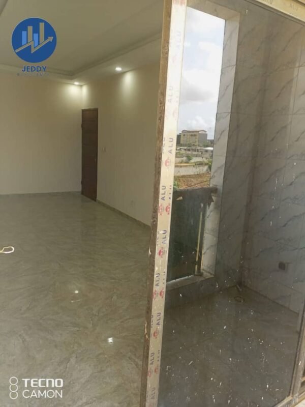 Location d'un appartement 3 pièces à Angré CHU base CIE